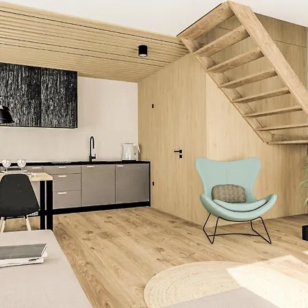 2 Bedroom Beautiful In * Jezierzany