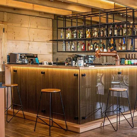 Stunning In Jezierzany